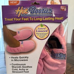 A Seen On TV Hot Booties slippers socks NEW IN BOX